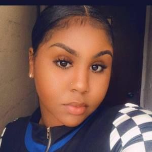 Meet your Posher, Darlene